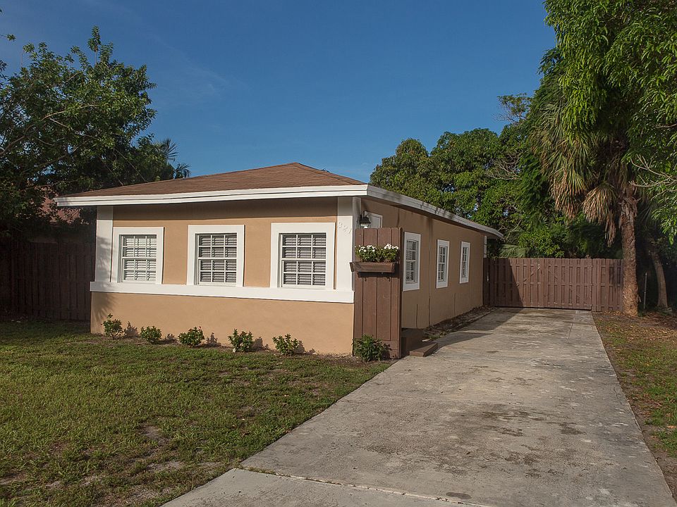 1st image of 321 NW 5th Ave