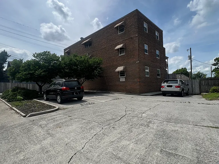 1211 Highland Ave #201 — Photo 1