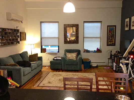 Rented by Skygroup Realty | media 20