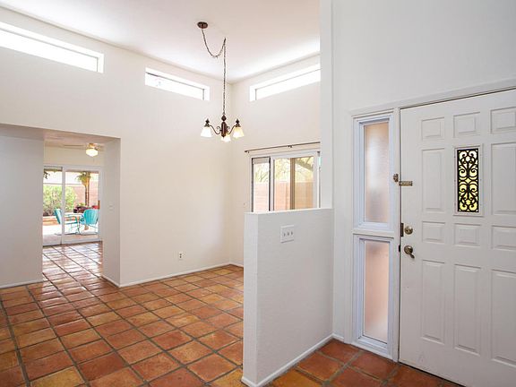 5th image of 1511 S Desert Vista Dr