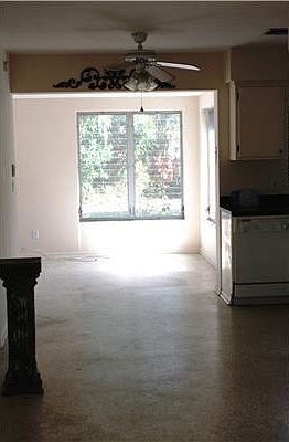 4th image of 2736 10th Ave