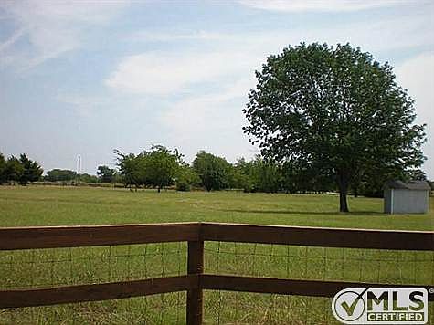 3rd image of 1100 County Road 3106