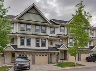 55 W Panatella Rd NW, Calgary, AB T3K0S7