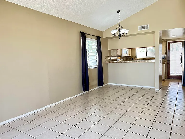 34001 Emily Way — Photo 4