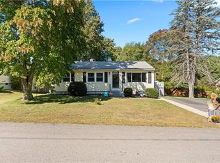 50 Litzen Rd, North Smithfield, RI 02896