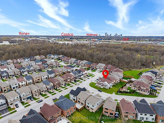 5th image of 7829 Buckeye Cres