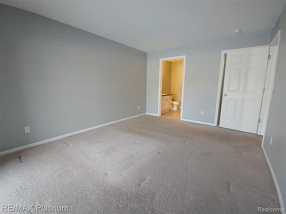 4th image of 3709 Oakmonte Blvd