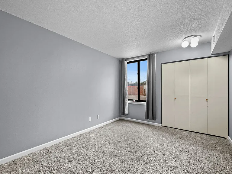 4902 University Ave #325 — Photo 16