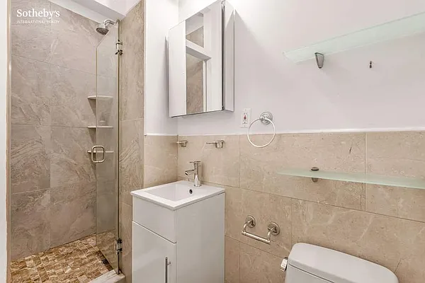 Rented by Sotheby's International Realty | media 9