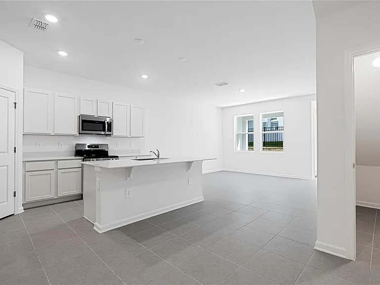 3119 Kurtz Ter — Photo 2
