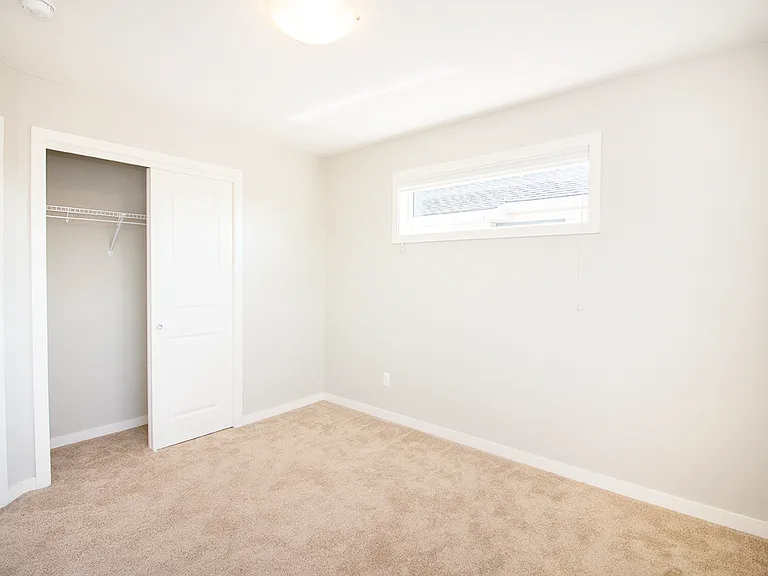 100 Southview Cres #1206 — Photo 46