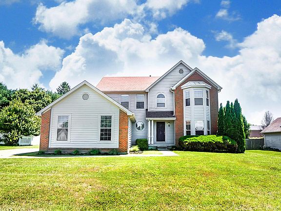 3rd image of 27 Bluegrass Dr