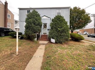 683 Kingsland Ave, Lyndhurst, NJ 07071
