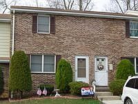 2nd image of 621 Gates Ln
