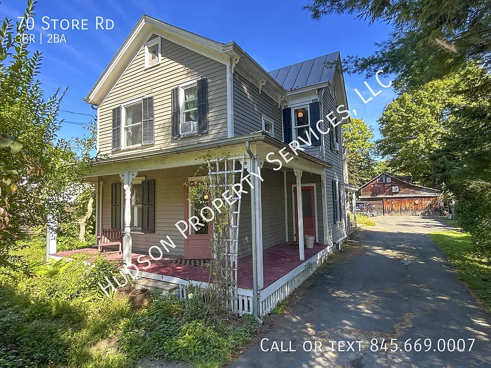 70 Store Rd