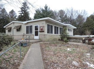 6230 Durham Rd, Whitehall, MI 49461