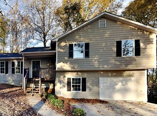 111 Hampton Dr, Dallas, GA 30132