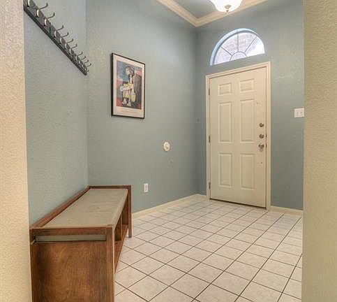 5th image of 707 Brown Dr