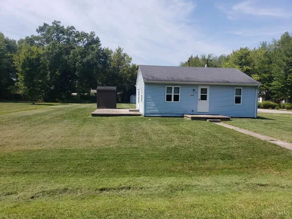 2635 Runway Ave, Bethel, OH 45106
