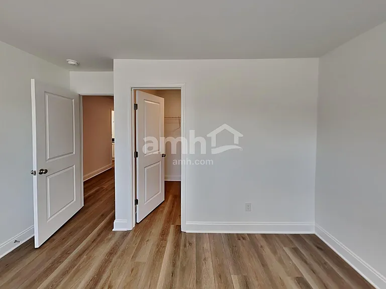 5340 Trust Dr — Photo 21