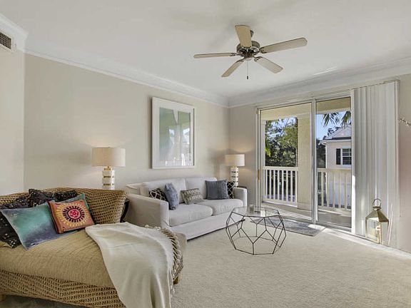 2nd image of 275 Murcia Dr APT 211