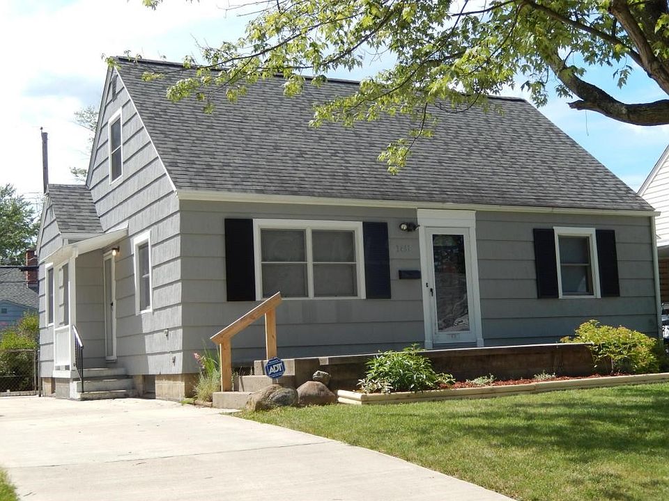 1st image of 3467 Norwood St