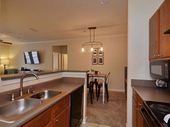 Kitchen - looking into dining area