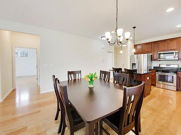 5th image of 1824 Alta Dr