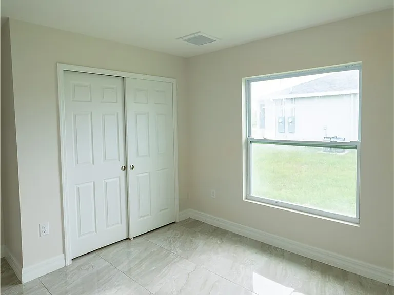 941 Jaguar Blvd — Photo 19