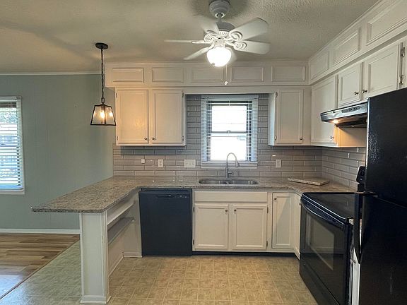 3rd image of 34515 Bushnell Ct Unit 11