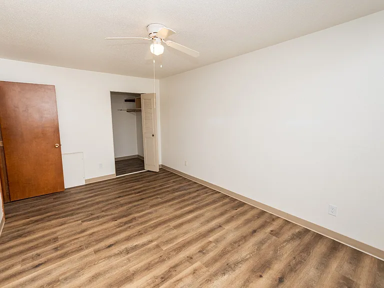 McCarron's View Apartments — Photo 30