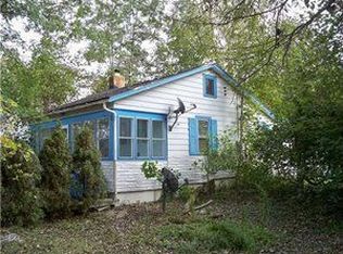 318 River Meadow Dr, Rochester, NY 14623