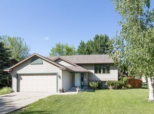 1619 30th Ave S, Fargo, ND 58103