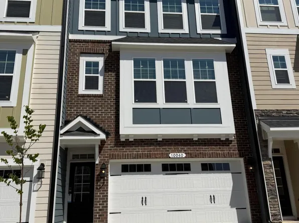 10040 Secluded Garden Dr #195, Apex, NC 27523