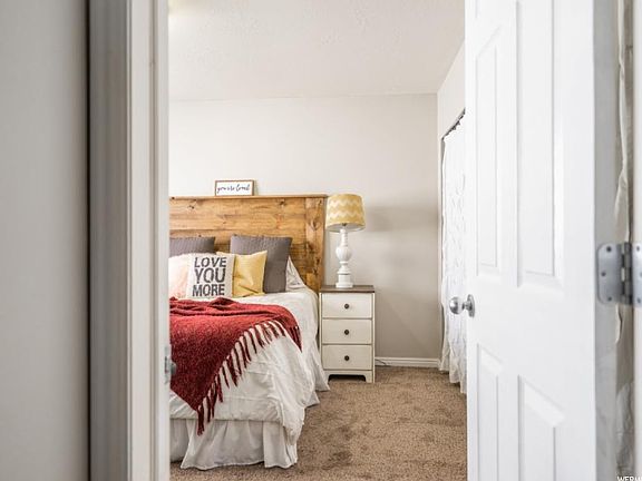 2nd image of 4947 W Berry Creek Dr