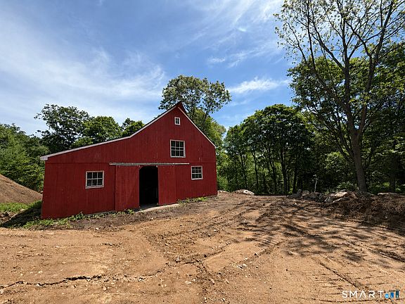 5th image of 235A Upper Pattagansett Road