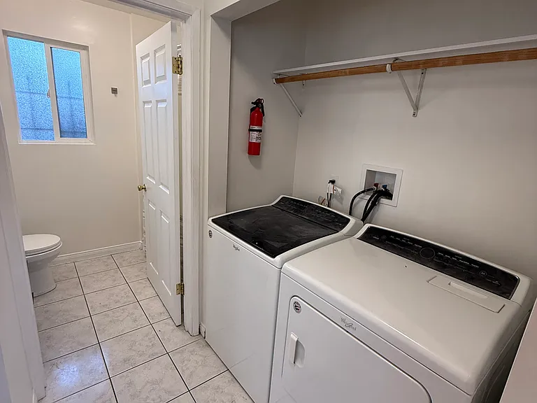 2446 S Centinela Ave — Photo 25