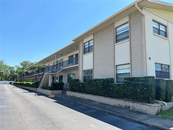 5967 Terrace Park Dr N Unit 204, Saint Petersburg, FL 33709