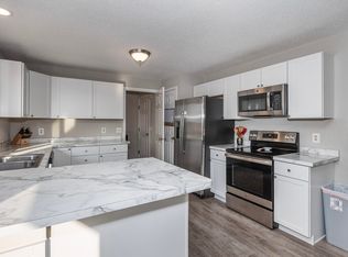 207 11th St NW, Beulah, ND 58523