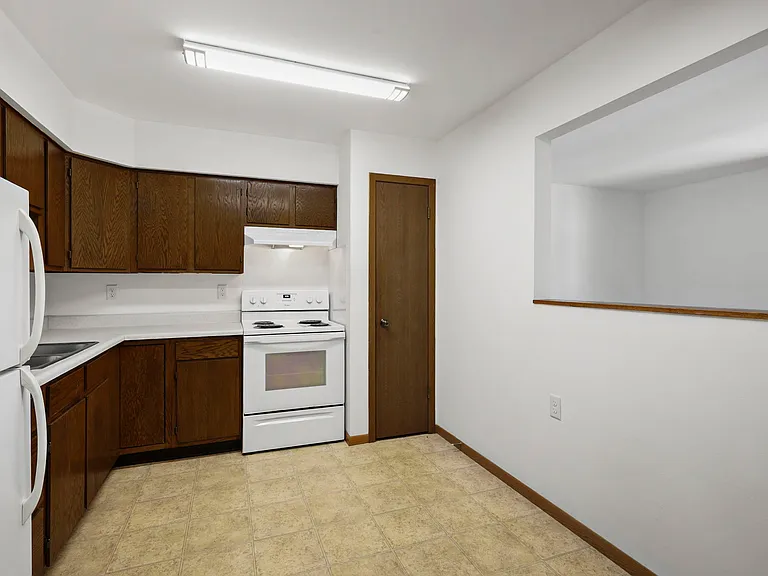 501 Alan Dr #204 — Photo 5