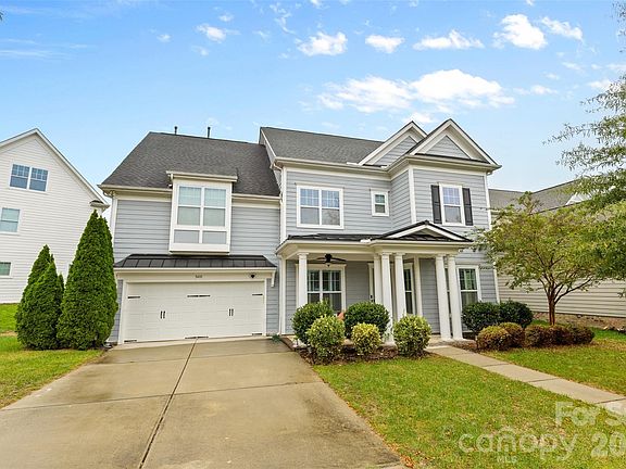 3rd image of 5401 Meadowcroft Way