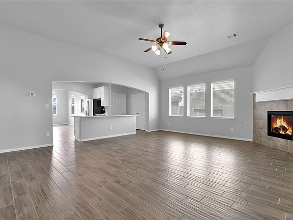 4th image of 114 San Bernard Dr