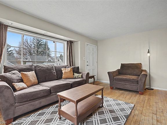 4th image of 1623 Sunset Ave