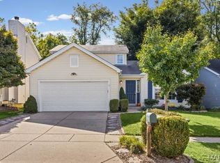 2518 Barrett Place Dr, Ballwin, MO 63021