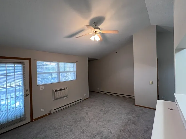340 Cunat Blvd — Photo 6