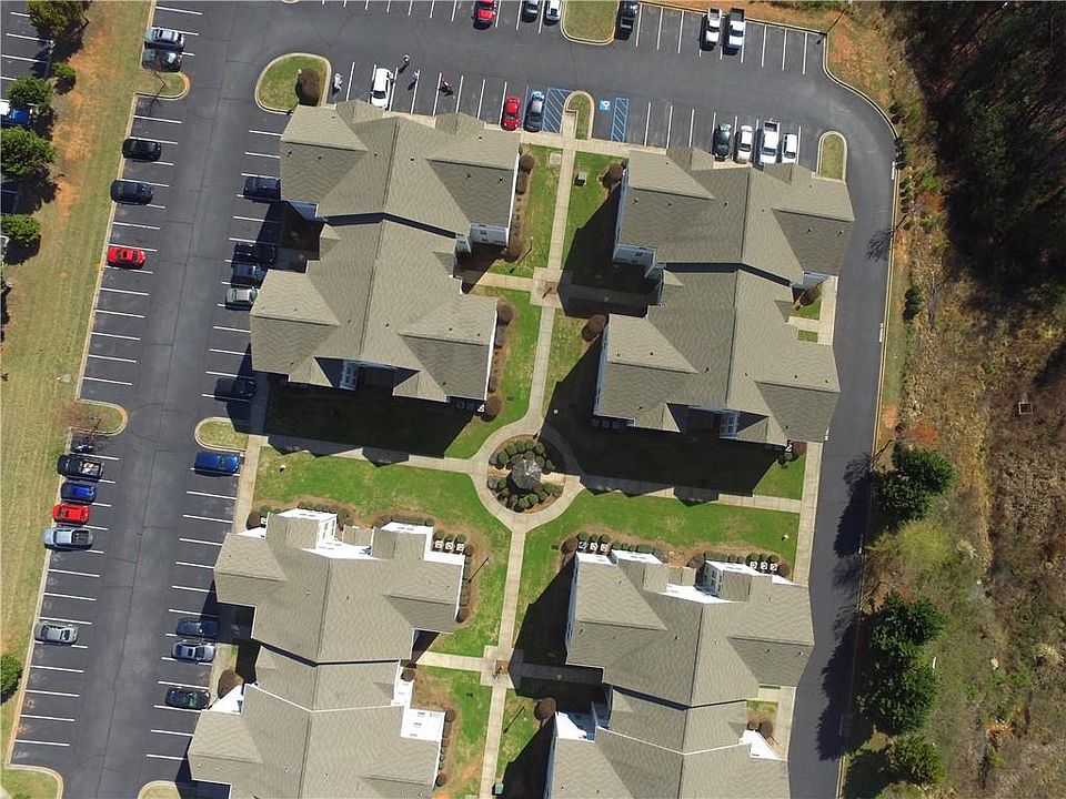 2nd image of 142 University Village Dr APT I