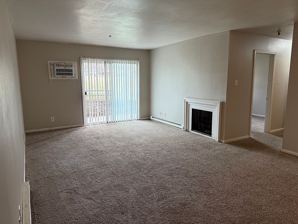 1st image of 3120 Jacqueline Dr Unit 2