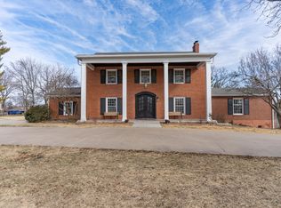 10 Holman Rd, Moberly, MO 65270
