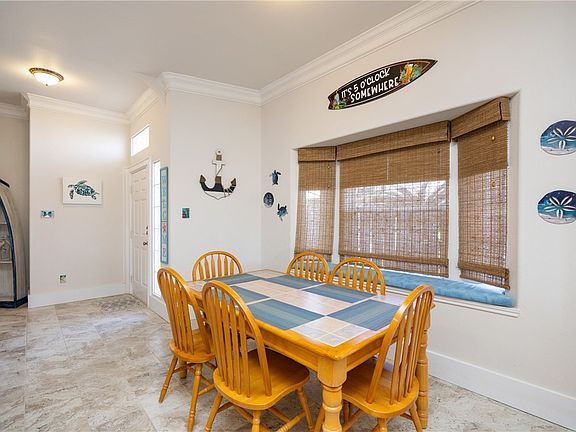 4th image of 15418 GRASS CAY Court #A