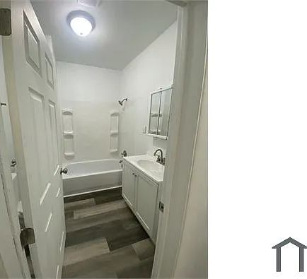 801 NE Madison Ave #3 — Photo 4